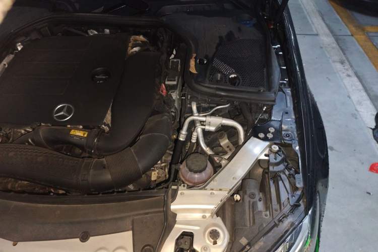 Used Mercedes-Benz E-Class 2019 E 260 L Sport Edition Engine Bay Left