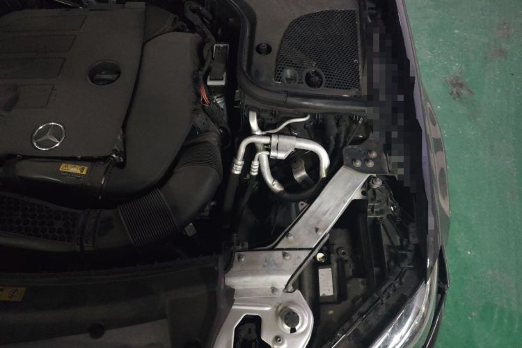 Used Mercedes-Benz E-Class 2019 Restyled E 300 L Luxury Edition Engine Bay Left