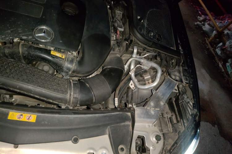 Used Mercedes-Benz E-Class 2019 Restyled E 300 L Luxury Edition Engine Bay Left