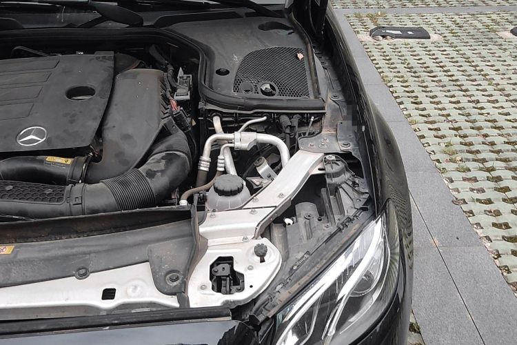 Used Mercedes-Benz E-Class 2019 E 260 L Sport 4MATIC Engine Bay Left