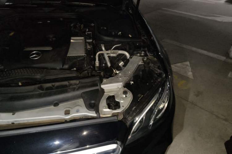 Used Mercedes-Benz E-Class 2019 E 200 L Sport Edition Engine Bay Left