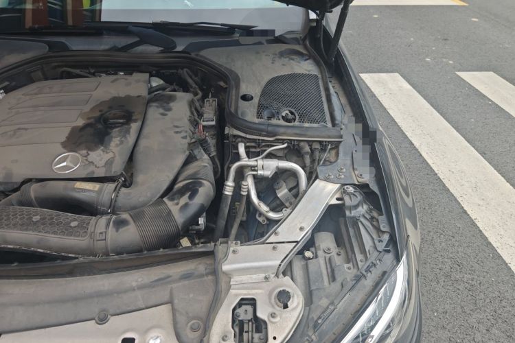 Used Mercedes-Benz E-Class 2019 Facelifted E 300 L Stylish Version Engine Bay Left