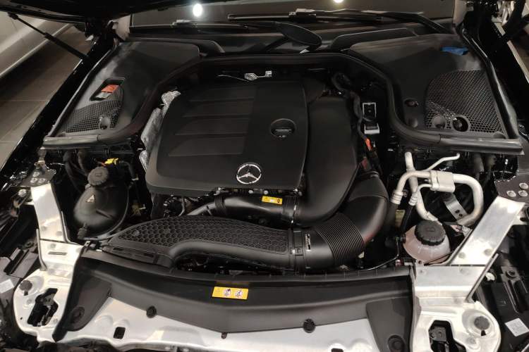 Used Mercedes-Benz E-Class 2019 E 260 Sport Edition Engine Bay