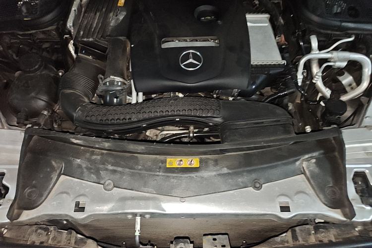 Used Mercedes-Benz E-Class 2019 E 300 L Stylish Model Engine Bay