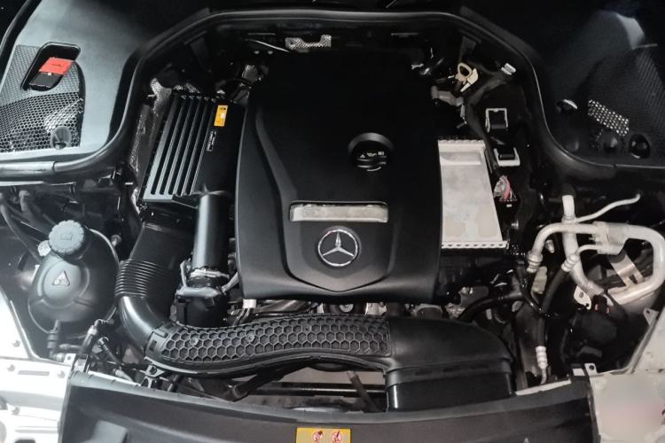 Used Mercedes-Benz E-Class 2019 E 300 L Luxury Model Engine Bay