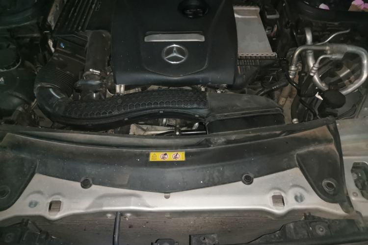 Used Mercedes-Benz E-Class 2019 E 300 L Luxury Model Engine Bay