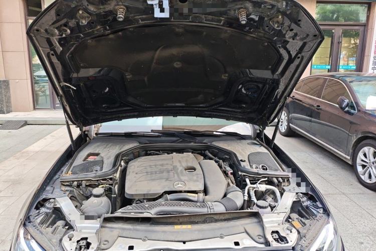 Used Mercedes-Benz E-Class 2019 E 260 L Sport 4MATIC Engine Bay