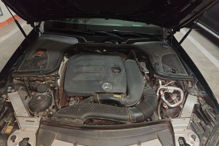 Used Mercedes-Benz E-Class 2019 Restyled E 300 L Luxury Edition Engine Bay
