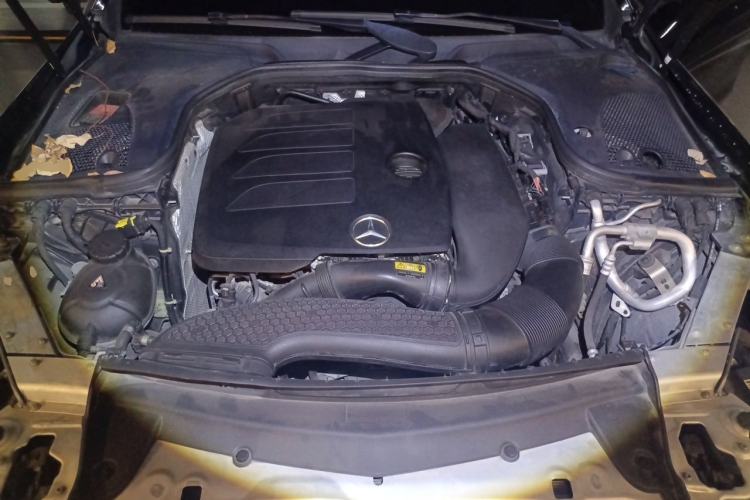 Used Mercedes-Benz E-Class 2019 Restyled E 300 L Sport Luxury Edition Engine Bay
