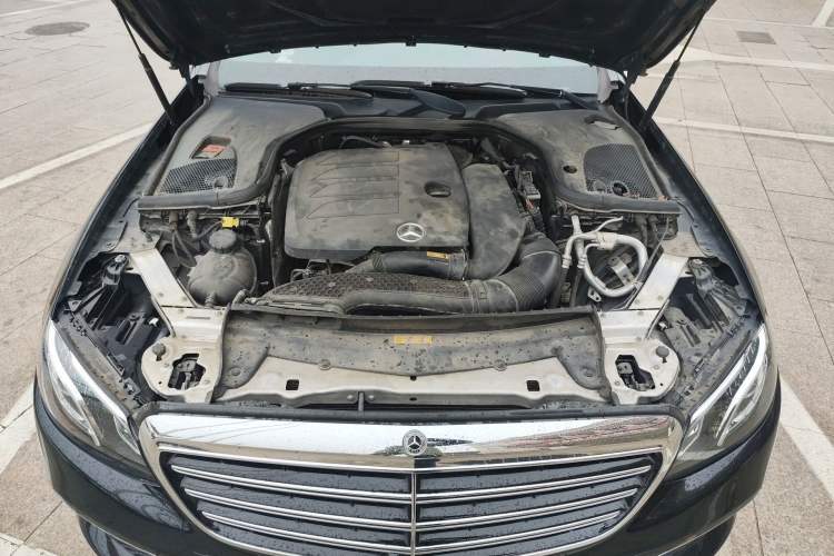 Used Mercedes-Benz E-Class 2019 Restyled E 300 L Luxury Edition Engine Bay