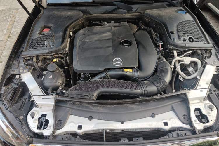Used Mercedes-Benz E-Class 2019 Restyled E 300 L Sport Luxury Edition Engine Bay