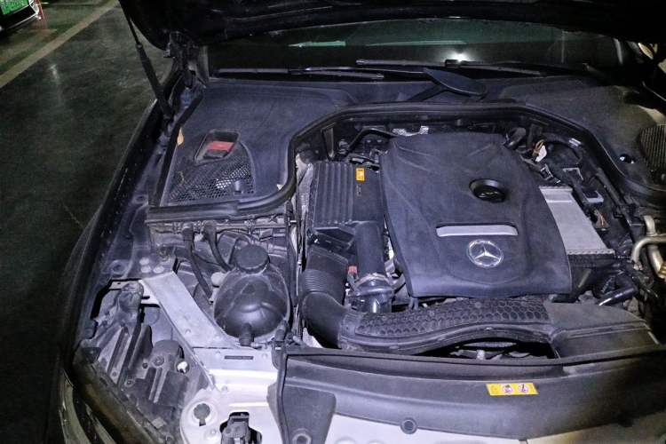 Used Mercedes-Benz E-Class 2019 E 300 L Stylish Model Engine Bay Right