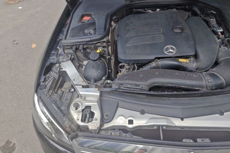 Used Mercedes-Benz E-Class 2019 Facelifted E 300 L Stylish Version Engine Bay Right