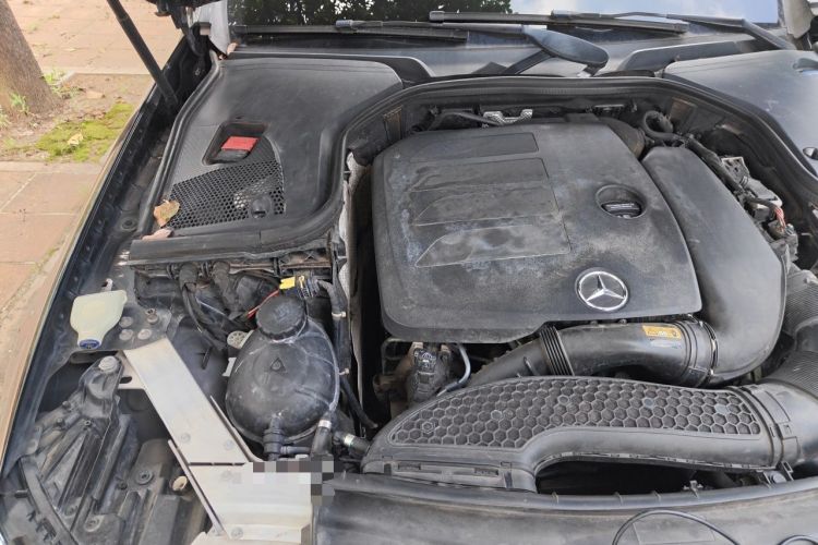 Used Mercedes-Benz E-Class 2019 Restyled E 300 L Sporty and Stylish Edition Engine Bay Right