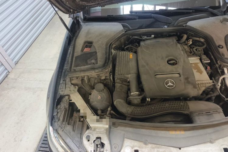 Used Mercedes-Benz E-Class 2019 E 200 L Sport Edition Engine Bay Right