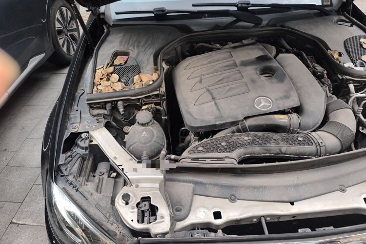 Used Mercedes-Benz E-Class 2019 Facelifted E 300 L Stylish Version Engine Bay Right