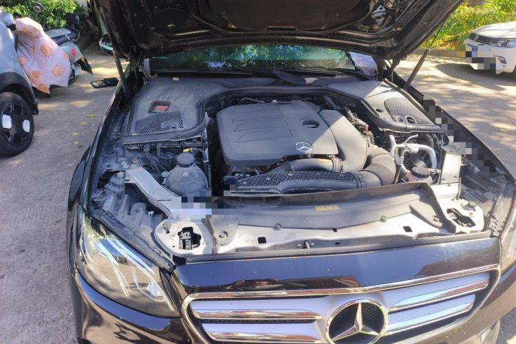 Used Mercedes-Benz E-Class 2019 E 260 L Sport Edition Engine Bay Right