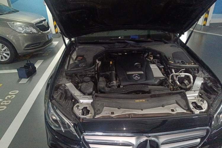 Used Mercedes-Benz E-Class 2019 E 300 L Sporty and Stylish Model Engine Bay Right
