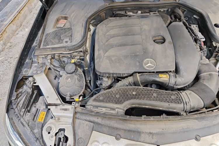 Used Mercedes-Benz E-Class 2019 E 260 L Engine Bay Right