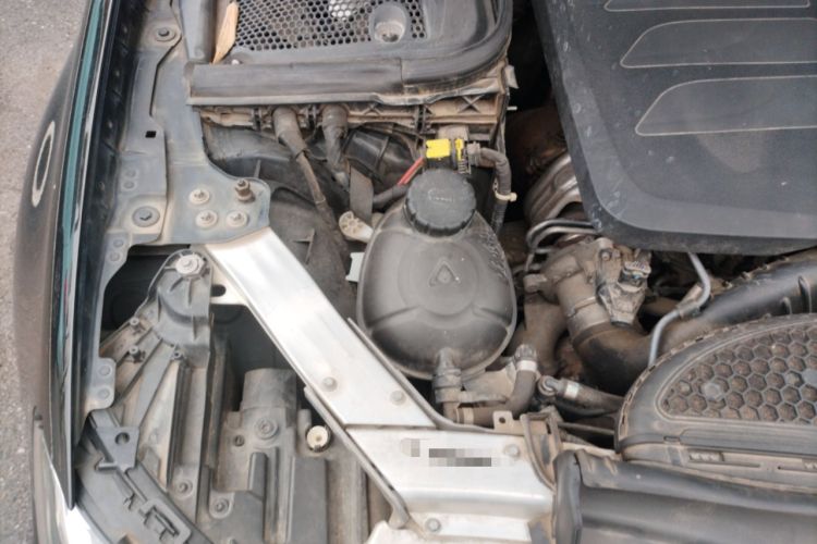 Used Mercedes-Benz E-Class 2019 Facelifted E 300 L Stylish Version Engine Bay Right