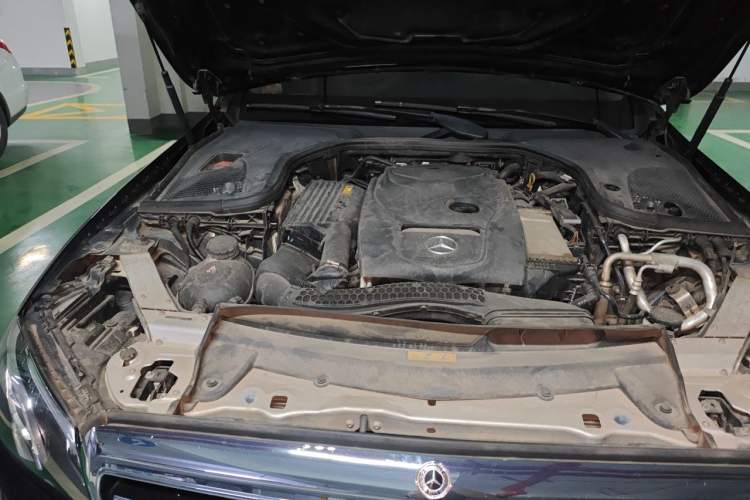 Used Mercedes-Benz E-Class 2019 E 300 L Stylish Model Engine Bay Right