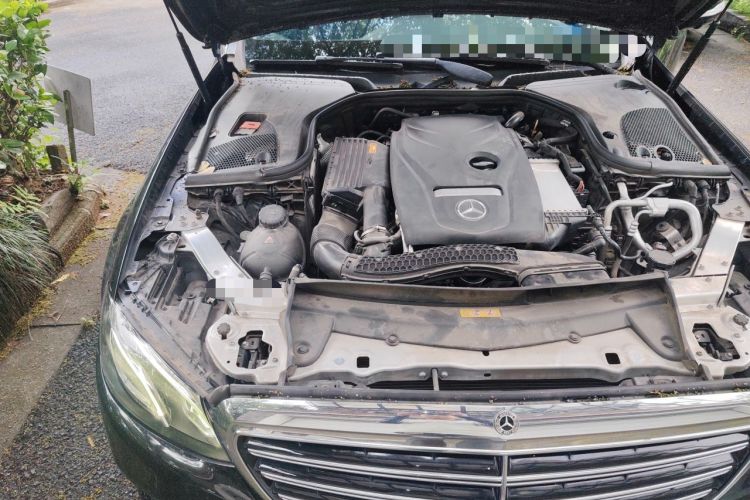Used Mercedes-Benz E-Class 2019 E 300 L Stylish Model Engine Bay Right