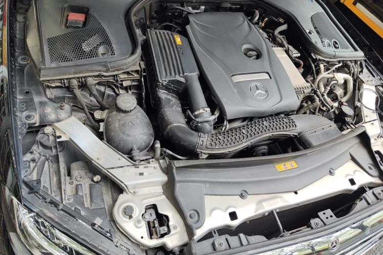 Used Mercedes-Benz E-Class 2019 E 300 L Stylish Model Engine Bay Right