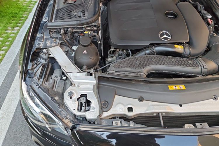 Used Mercedes-Benz E-Class 2019 E 260 L Sport Edition Engine Bay Right