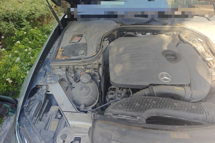Used Mercedes-Benz E-Class 2019 E 260 Sport Edition Engine Bay Right