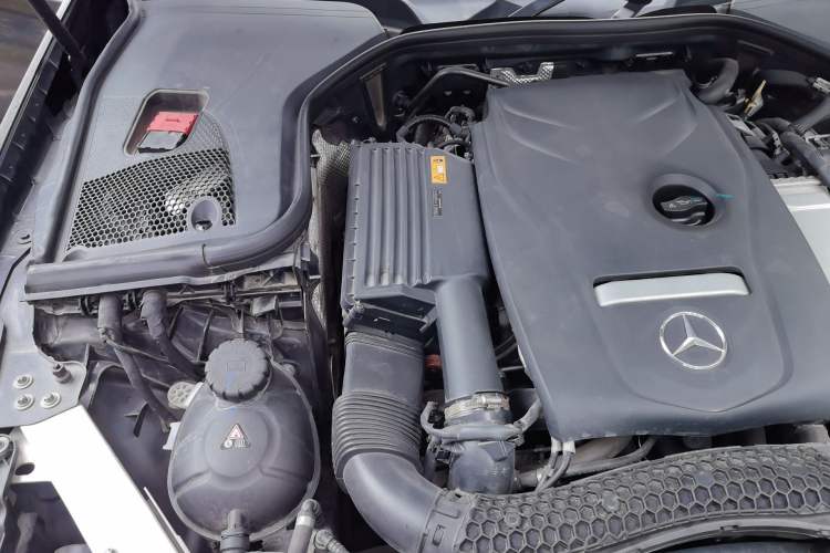 Used Mercedes-Benz E-Class 2019 E 200 L Sport Edition Engine Bay Right