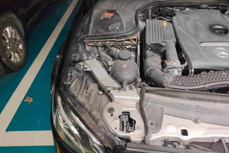 Used Mercedes-Benz E-Class 2019 E 300 L Sporty and Stylish Model Engine Bay Right