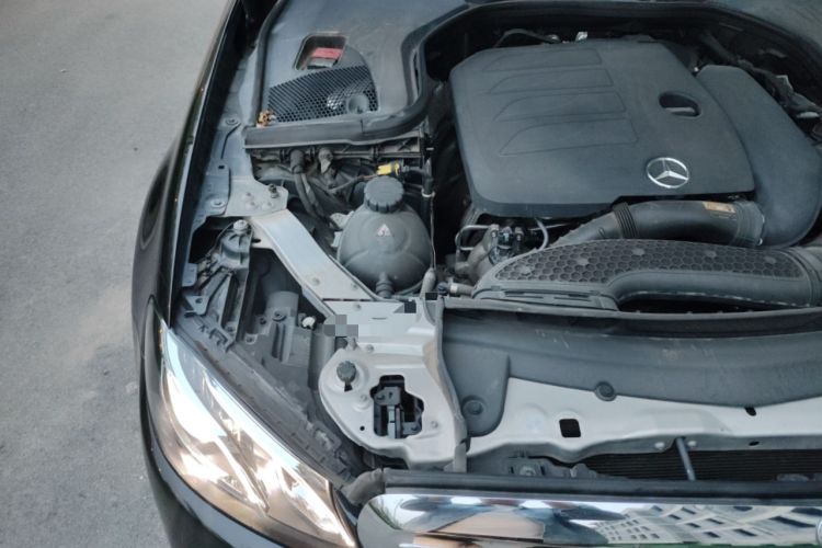 Used Mercedes-Benz E-Class 2019 Facelifted E 300 L Stylish Version Engine Bay Right