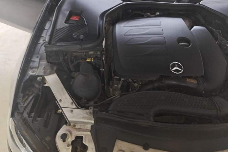 Used Mercedes-Benz E-Class 2019 E 260 L Sport Edition Engine Bay Right