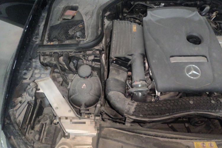 Used Mercedes-Benz E-Class 2019 E 300 L Sporty and Stylish Model Engine Bay Right