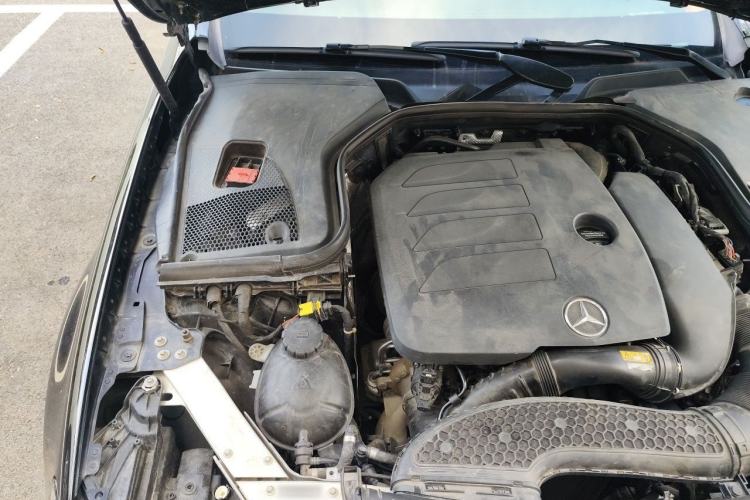 Used Mercedes-Benz E-Class 2019 Restyled E 300 L Sporty and Stylish Edition Engine Bay Right