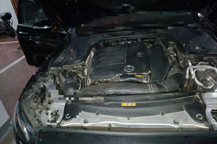 Used Mercedes-Benz E-Class 2019 Restyled E 300 L Sporty and Stylish Edition Engine Bay Right