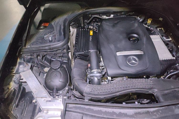 Used Mercedes-Benz E-Class 2019 E 300 L Sporty and Stylish Model Engine Bay Right