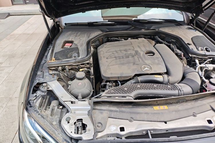 Used Mercedes-Benz E-Class 2019 E 260 L Sport 4MATIC Engine Bay Right
