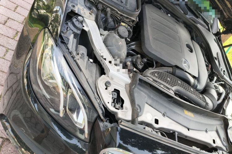 Used Mercedes-Benz E-Class 2019 E 300 L Sport Luxury Edition Engine Bay Right