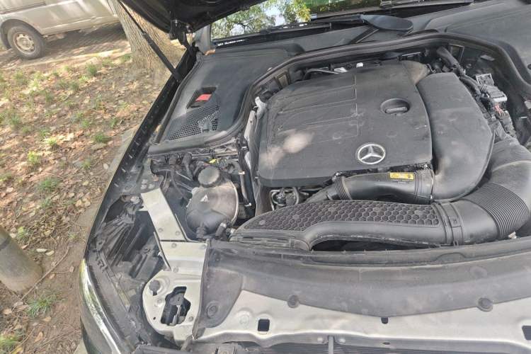 Used Mercedes-Benz E-Class 2019 Facelifted E 300 L Stylish Version Engine Bay Right