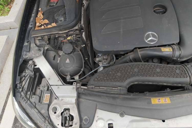 Used Mercedes-Benz E-Class 2019 E 260 L Sport Edition Engine Bay Right