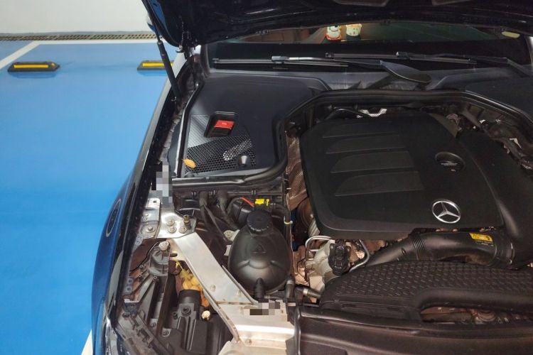 Used Mercedes-Benz E-Class 2019 Restyled E 300 L Sporty and Stylish Edition Engine Bay Right