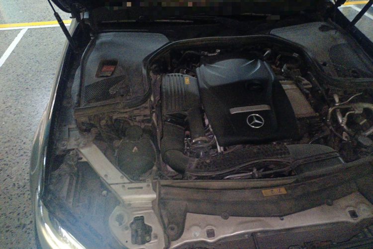 Used Mercedes-Benz E-Class 2019 E 300 L Sport Luxury Edition Engine Bay Right