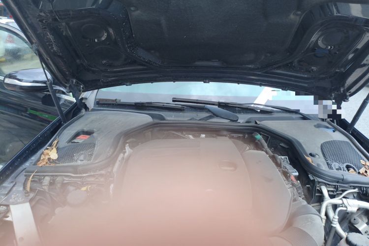 Used Mercedes-Benz E-Class 2019 E 260 L 4MATIC Engine Bay Right