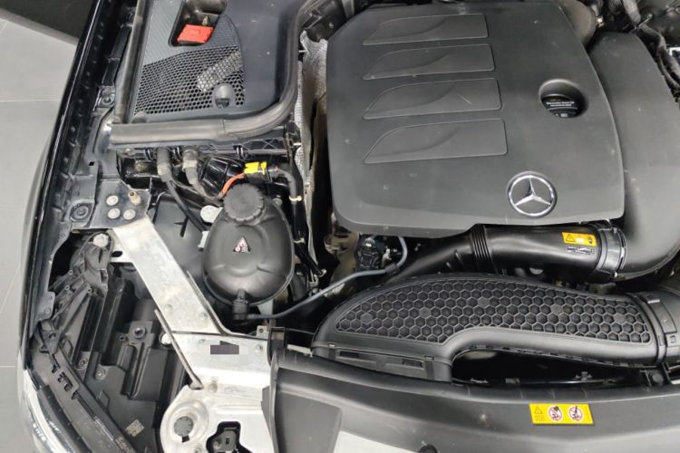 Used Mercedes-Benz E-Class 2019 E 260 L Engine Bay Right