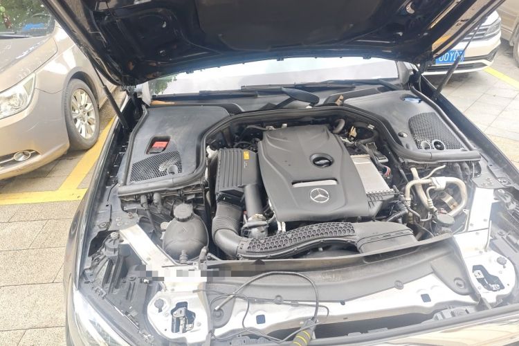Used Mercedes-Benz E-Class 2019 E 200 L Engine Bay Right