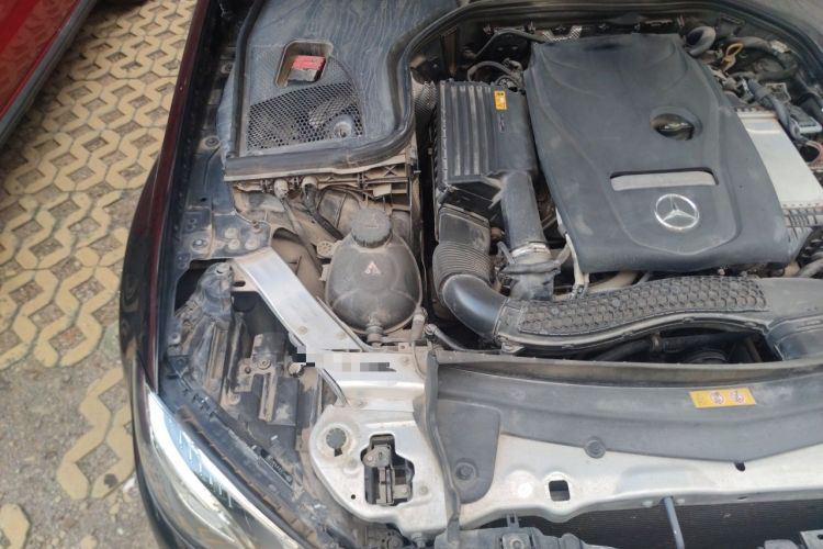 Used Mercedes-Benz E-Class 2019 E 300 L Luxury Model Engine Bay Right