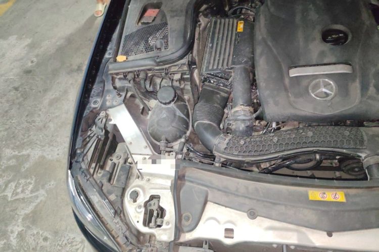 Used Mercedes-Benz E-Class 2019 E 300 L Stylish Model Engine Bay Right