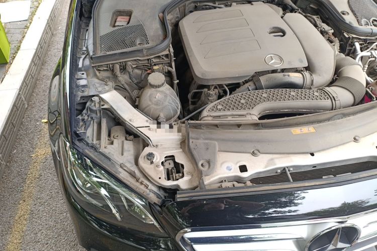 Used Mercedes-Benz E-Class 2019 E 260 L Sport Edition Engine Bay Right