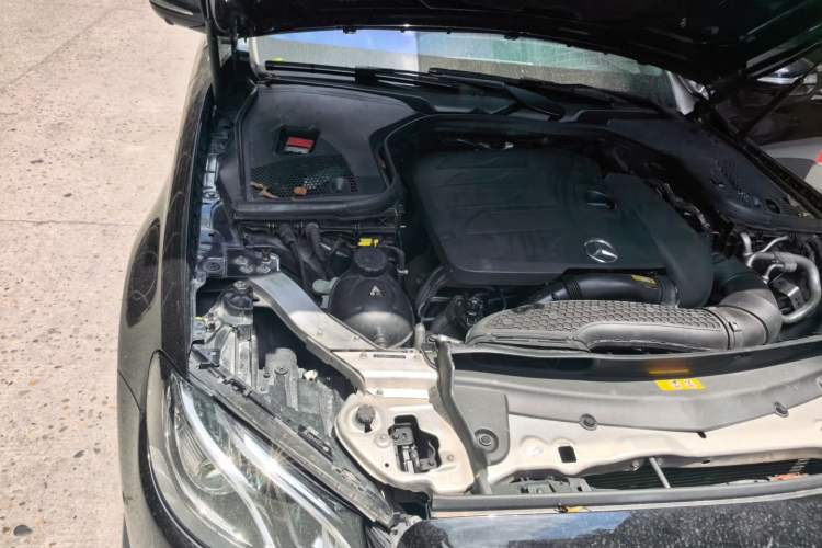 Used Mercedes-Benz E-Class 2019 Restyled E 300 L Sporty and Stylish Edition Engine Bay Right
